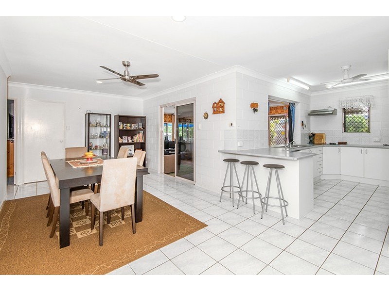 88 Coutts Drive, Bushland Beach QLD 4818