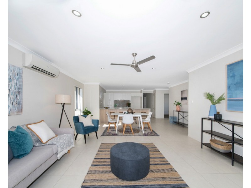 8 Thornbush Street, Mount Low QLD 4818