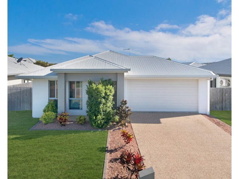 8 Thornbush Street, Mount Low QLD 4818