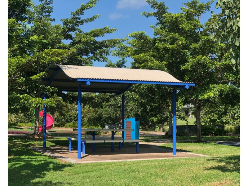 8 Thornbush Street, Mount Low QLD 4818