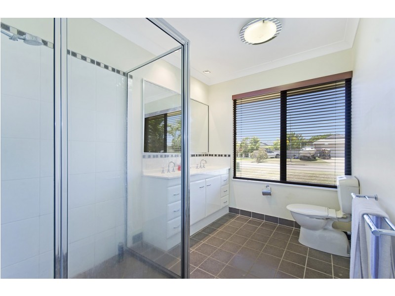 43 Woodwark Drive, Bushland Beach QLD 4818