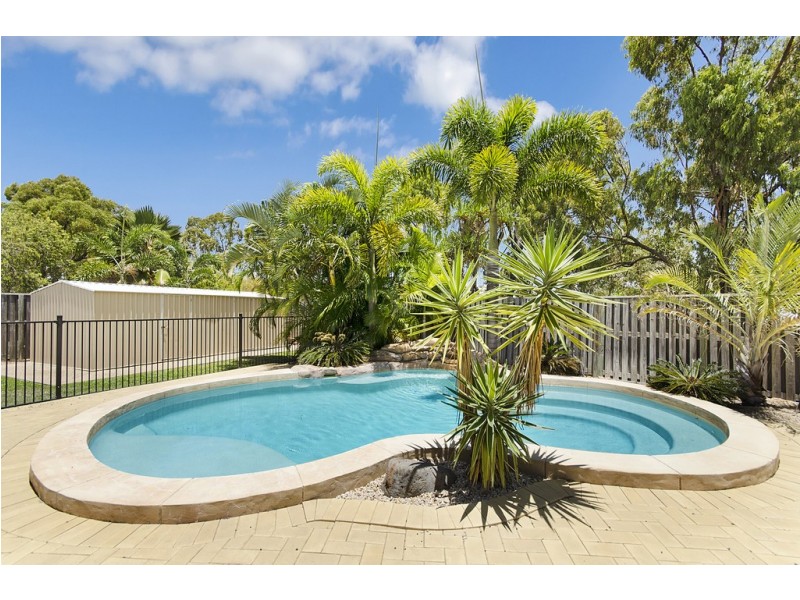 43 Woodwark Drive, Bushland Beach QLD 4818