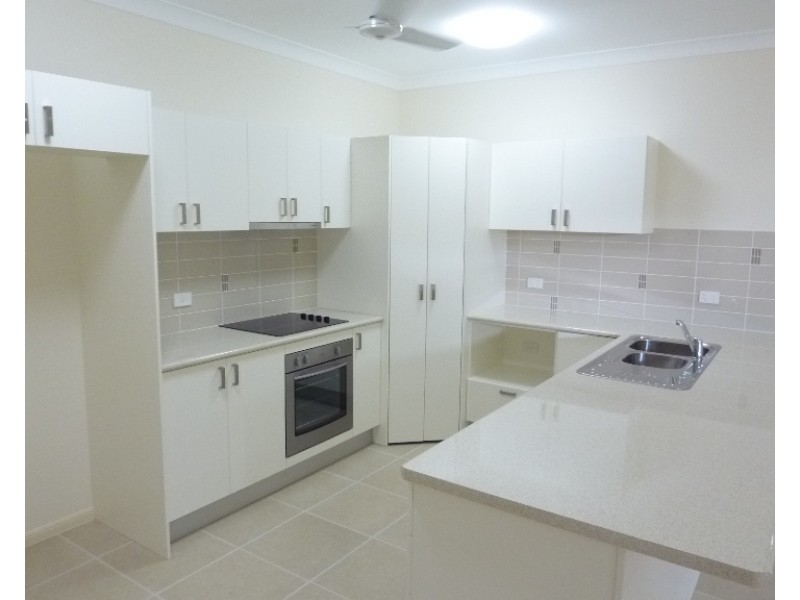 4 Oculina Street, Burdell QLD 4818