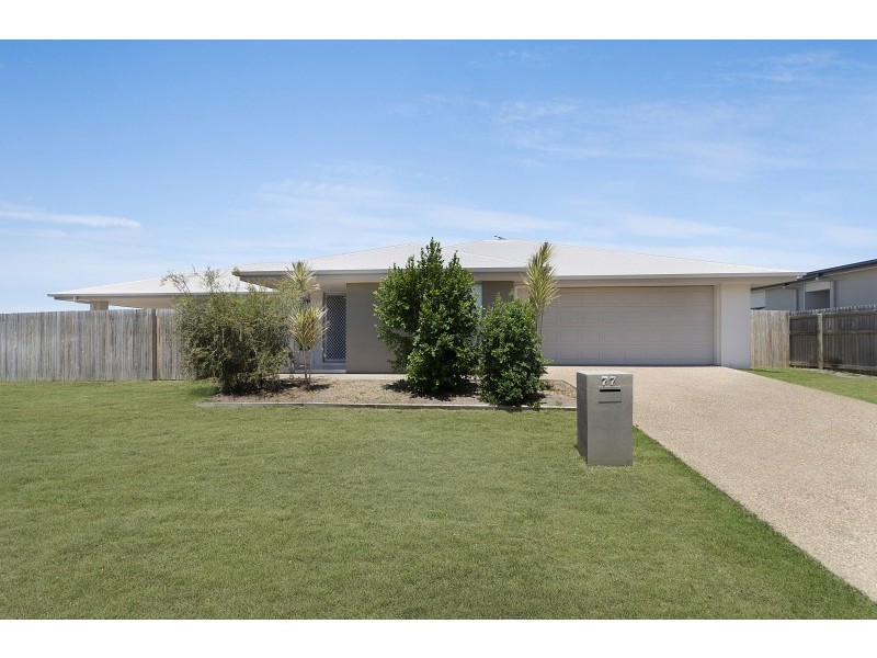 77 Shoalmarra Drive, Mount Low QLD 4818