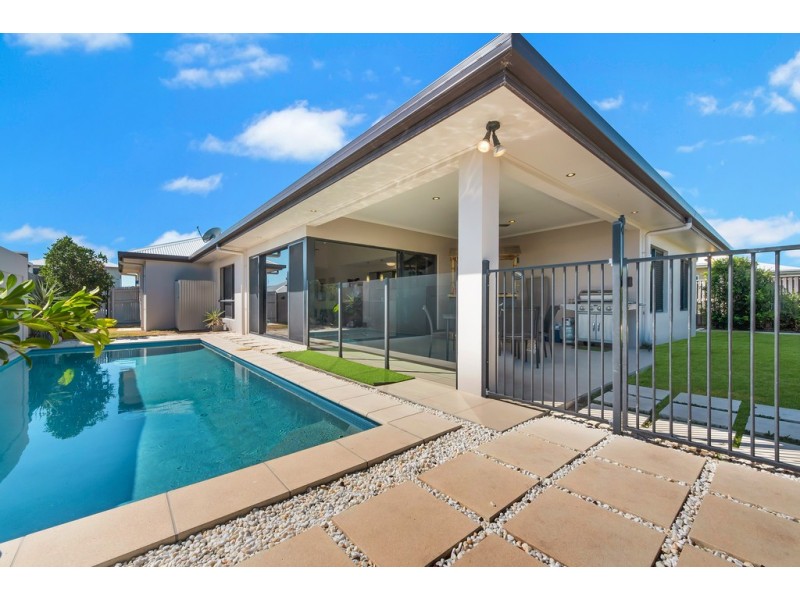 16 Saba Street, Burdell QLD 4818