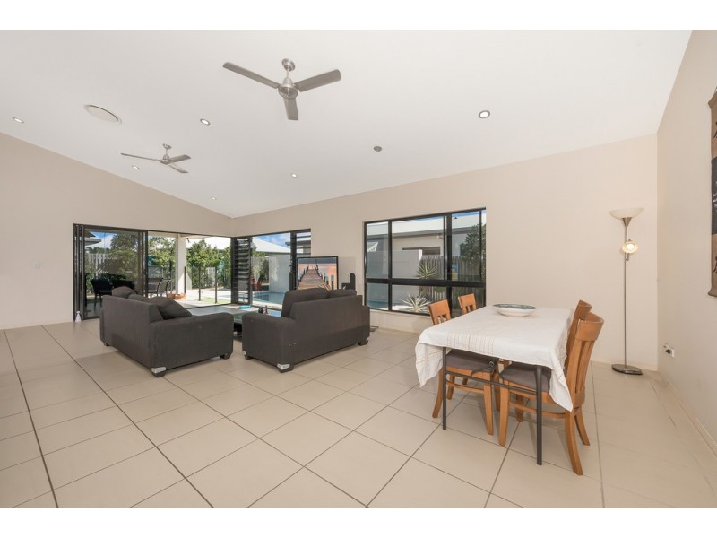 16 Saba Street, Burdell QLD 4818