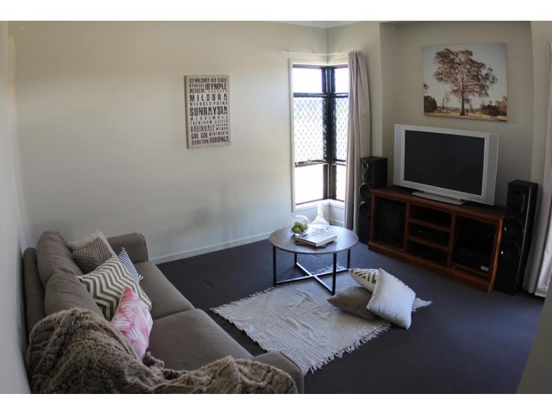 13 Marnie Street, Burdell QLD 4818