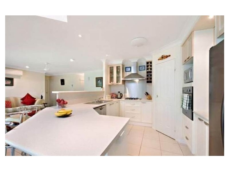 5 Hickory Court, Bushland Beach QLD 4818