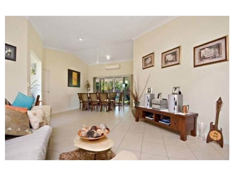 5 Hickory Court, Bushland Beach QLD 4818