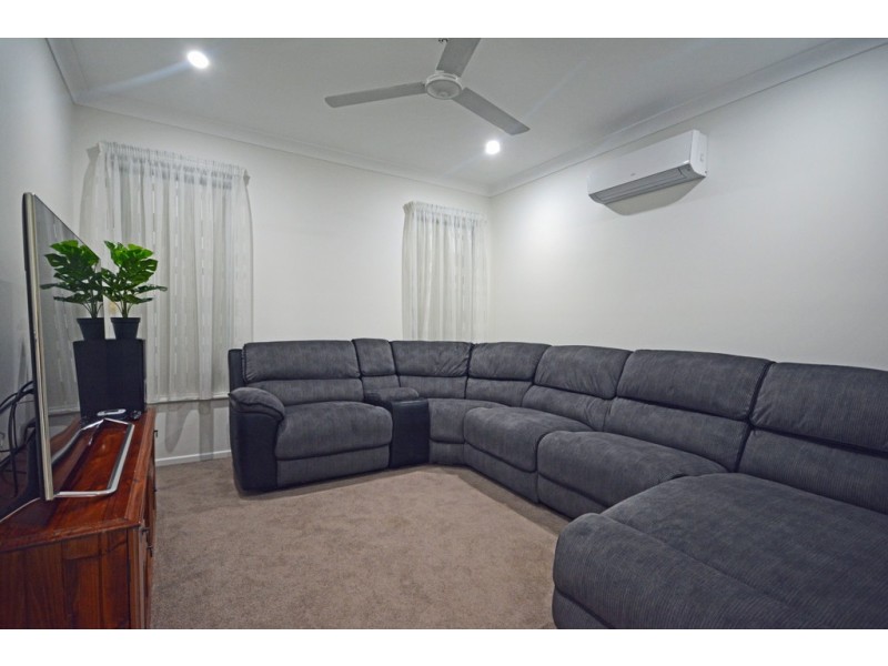 16 Ribaldo Circuit, Burdell QLD 4818