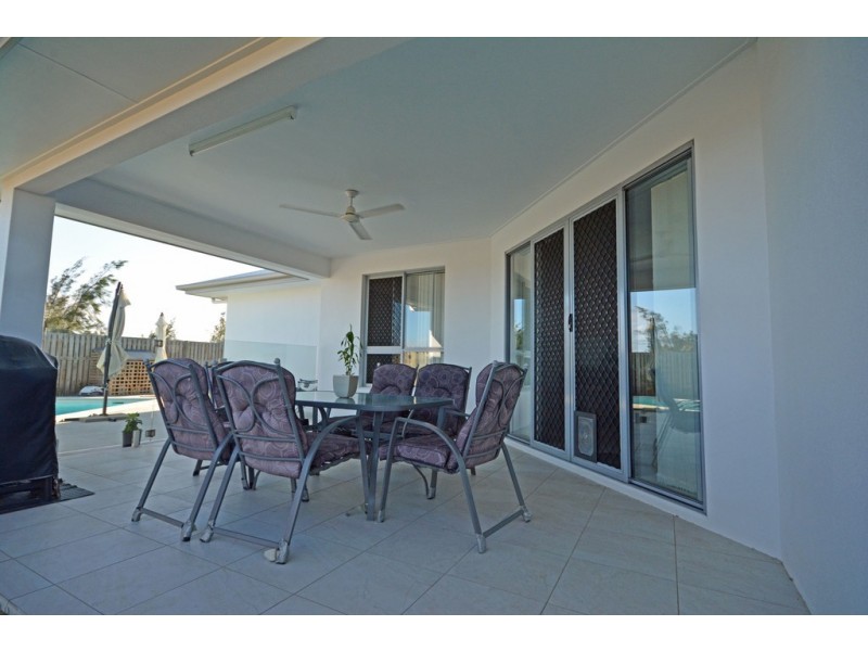 16 Ribaldo Circuit, Burdell QLD 4818