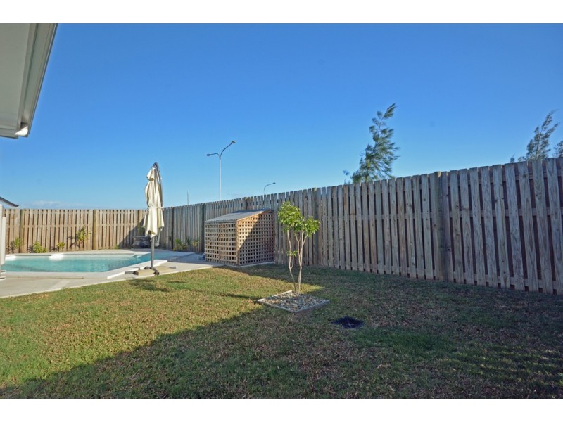 16 Ribaldo Circuit, Burdell QLD 4818