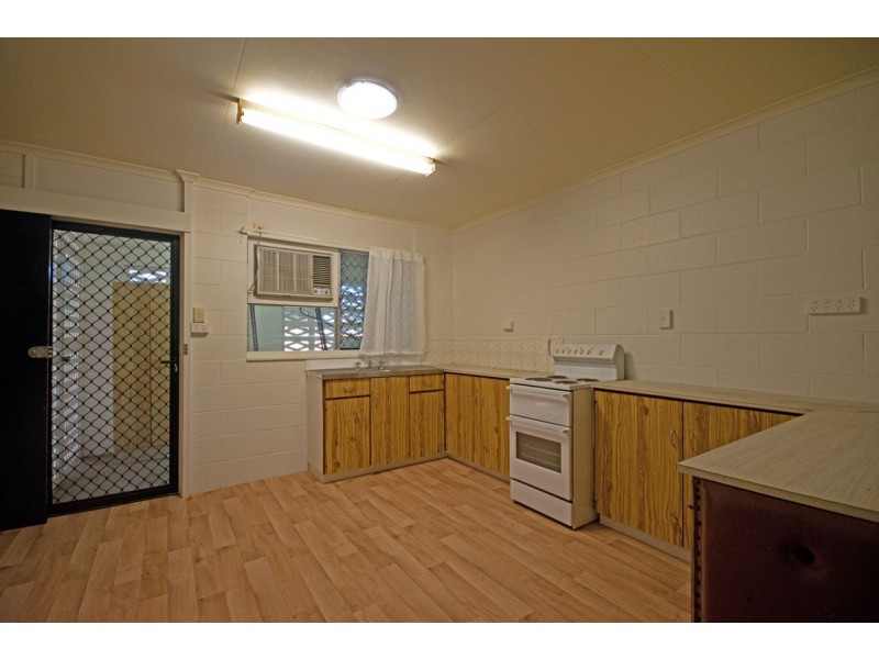 2/20 Wagner Street, Deeragun QLD 4818