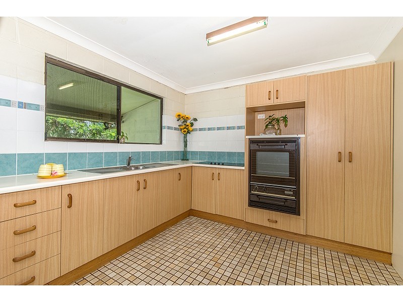 17 Toolakea Beach Road, Bluewater QLD 4818