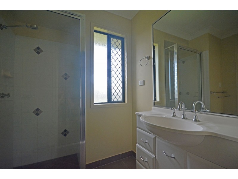 124 Summerland Drive, Deeragun QLD 4818