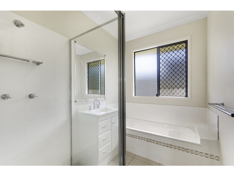 13 Keswick Street, Bushland Beach QLD 4818