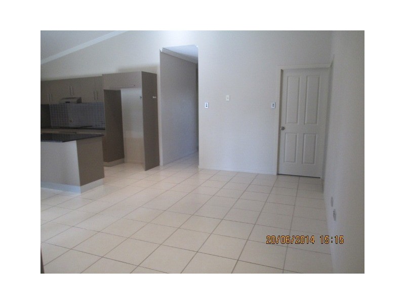 41 Eshelby Street, Bushland Beach QLD 4818