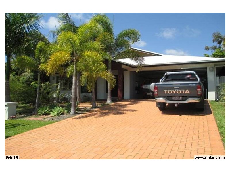 48 Donostia Crescent, Bushland Beach QLD 4818