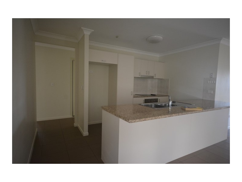 20 Lochern Way, Bushland Beach QLD 4818