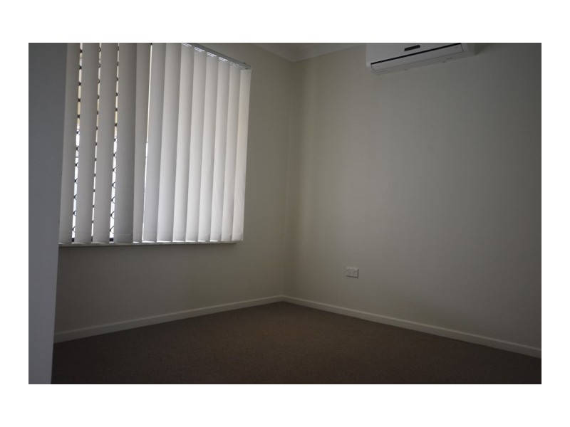 20 Lochern Way, Bushland Beach QLD 4818