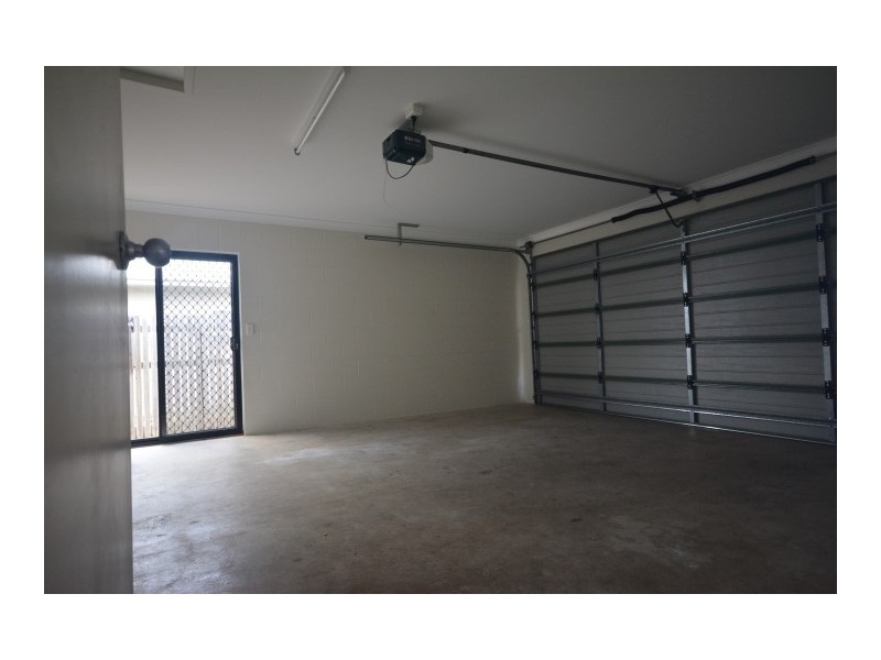 20 Lochern Way, Bushland Beach QLD 4818