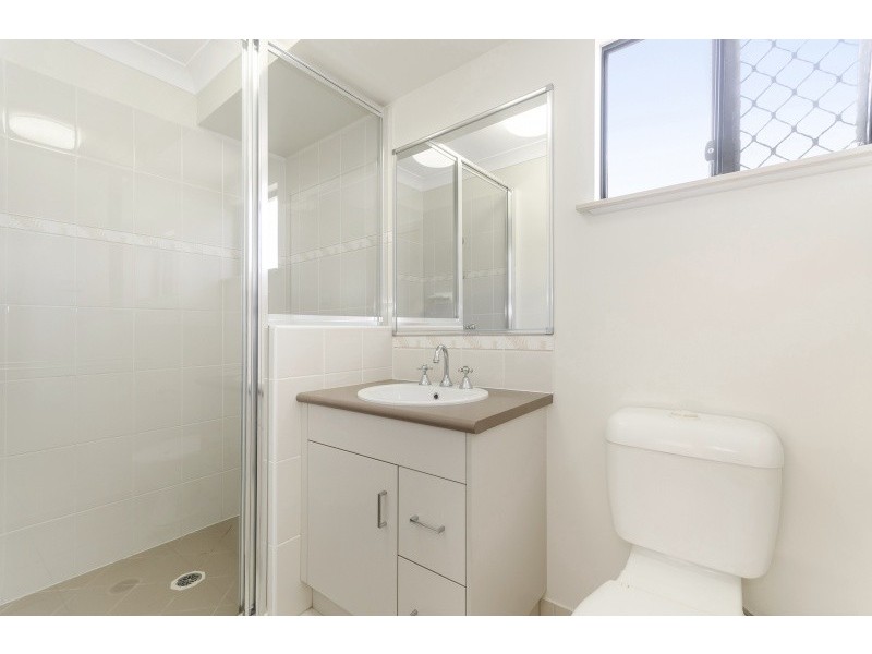 65 Daintree Drive, Bushland Beach QLD 4818