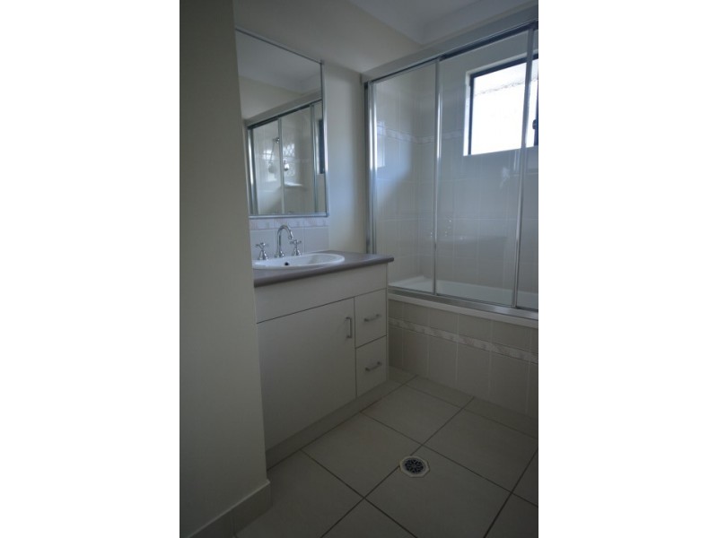 65 Daintree Drive, Bushland Beach QLD 4818