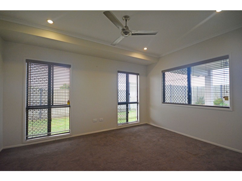 45 Kahana Avenue, Burdell QLD 4818