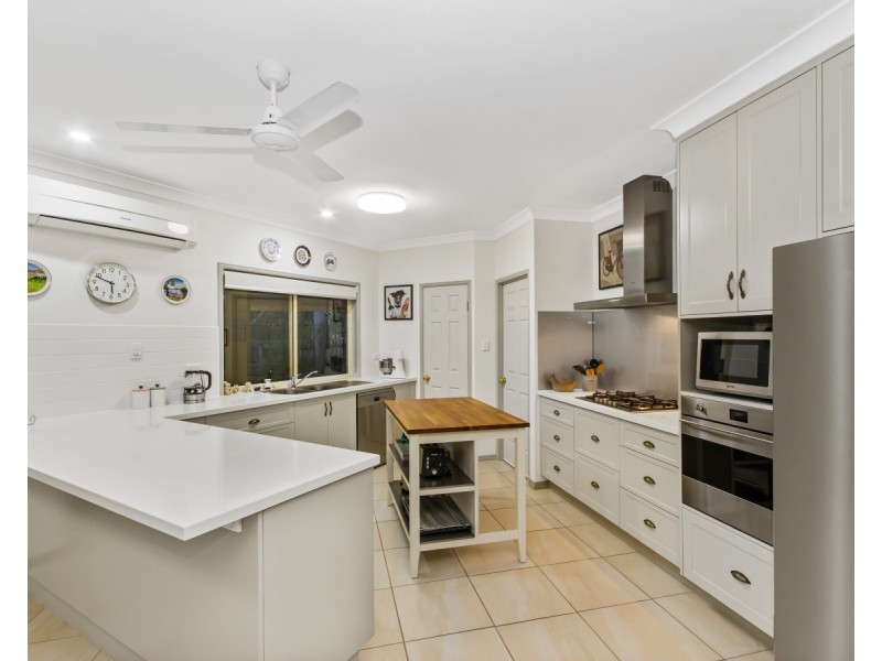 17 Mahogany Court, Bushland Beach QLD 4818