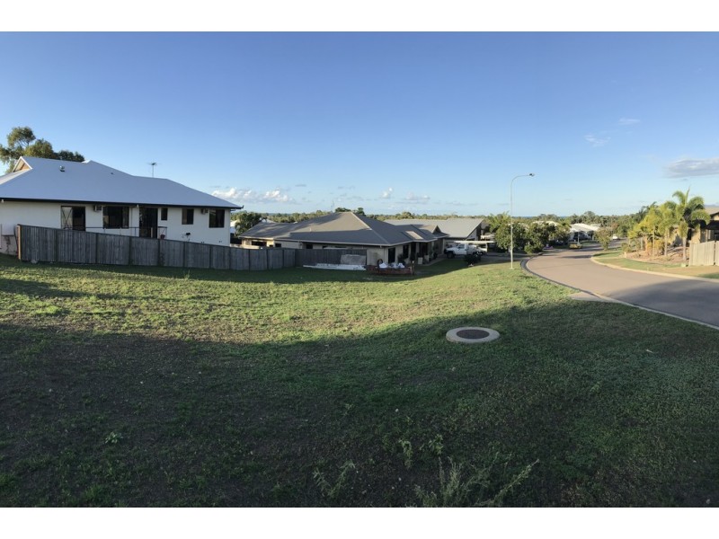 36 Shutehaven Circuit, Bushland Beach QLD 4818