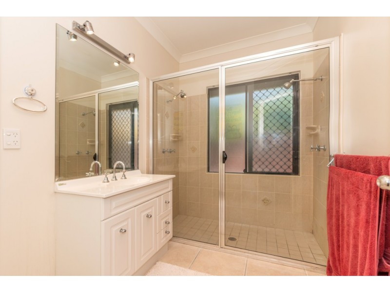 3 Coolan Court, Bushland Beach QLD 4818