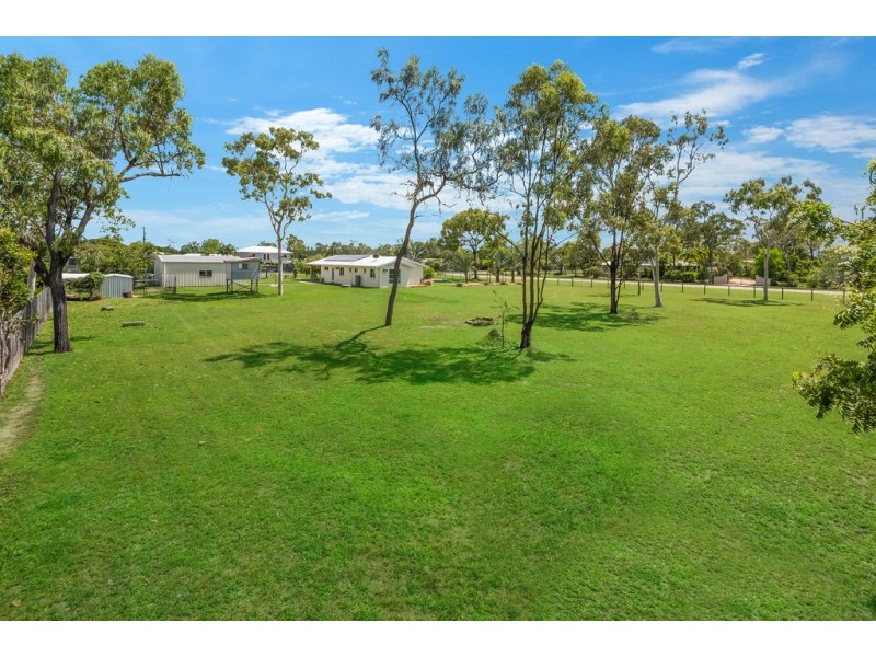 9 Equardo Road, Mount Low QLD 4818