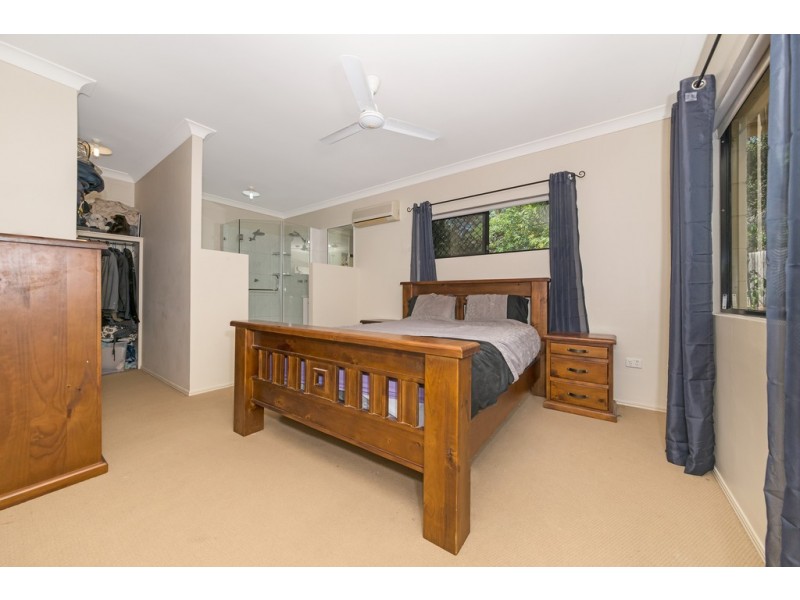 9 Luke Court, Bushland Beach QLD 4818