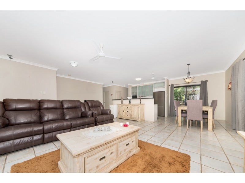 9 Luke Court, Bushland Beach QLD 4818