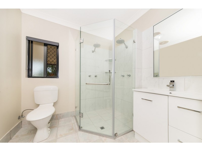 9 Luke Court, Bushland Beach QLD 4818