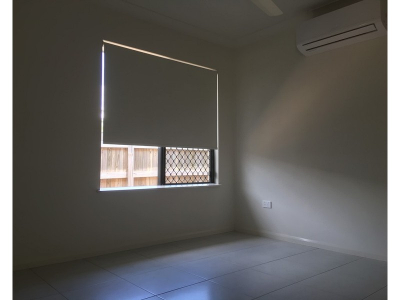 74 Shoalmarra Drive, Mount Low QLD 4818