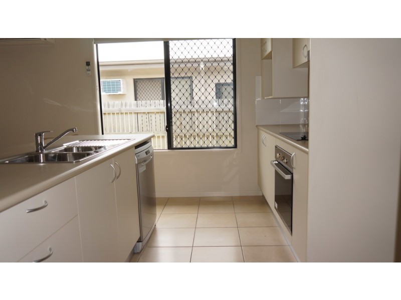 17 Somerton Street, Deeragun QLD 4818