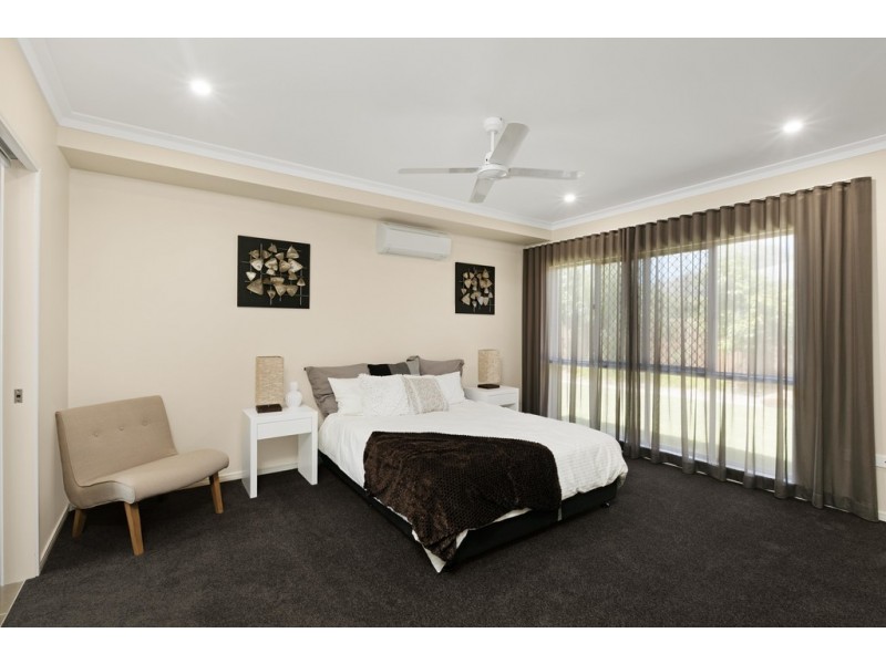 24 Freedom Green, Rasmussen QLD 4815