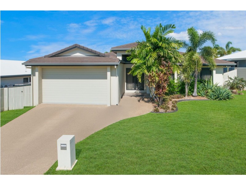 162 Goicoechea Drive, Bushland Beach QLD 4818