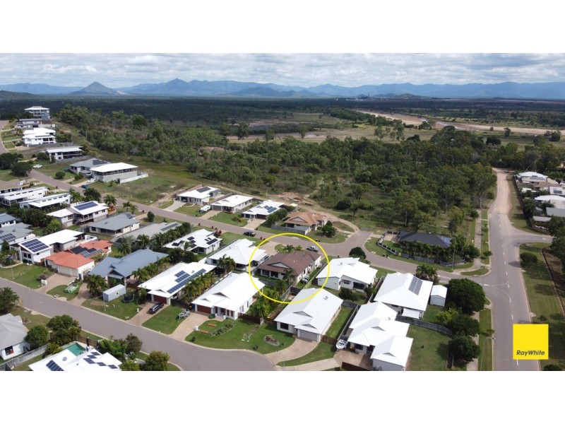 162 Goicoechea Drive, Bushland Beach QLD 4818