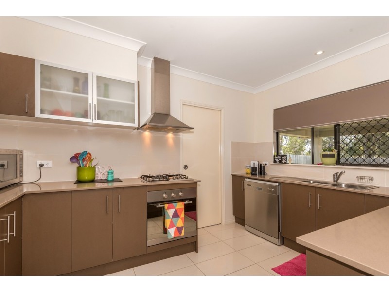 30 Kirrama Court, Bushland Beach QLD 4818