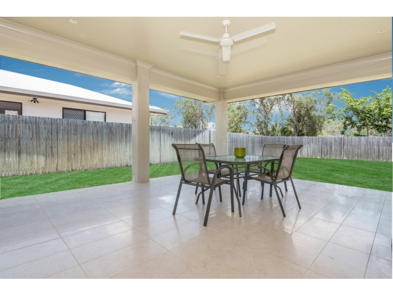 30 Kirrama Court, Bushland Beach QLD 4818