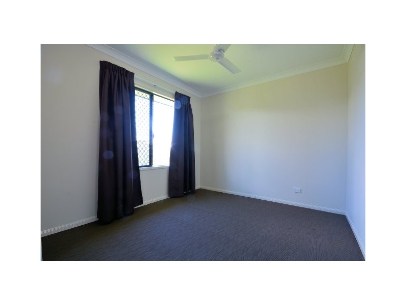 20 Yanooa Court, Bushland Beach QLD 4818