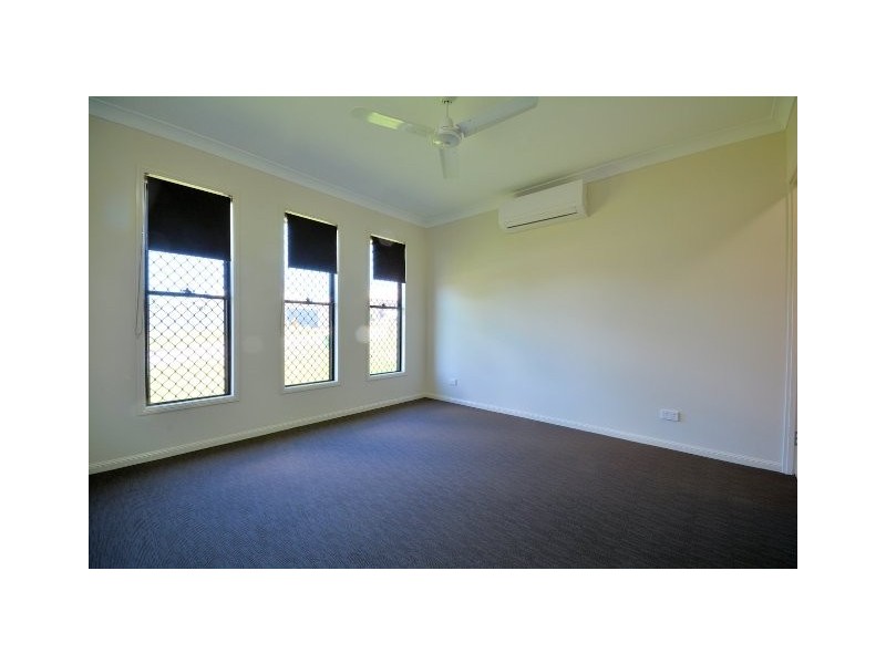 20 Yanooa Court, Bushland Beach QLD 4818