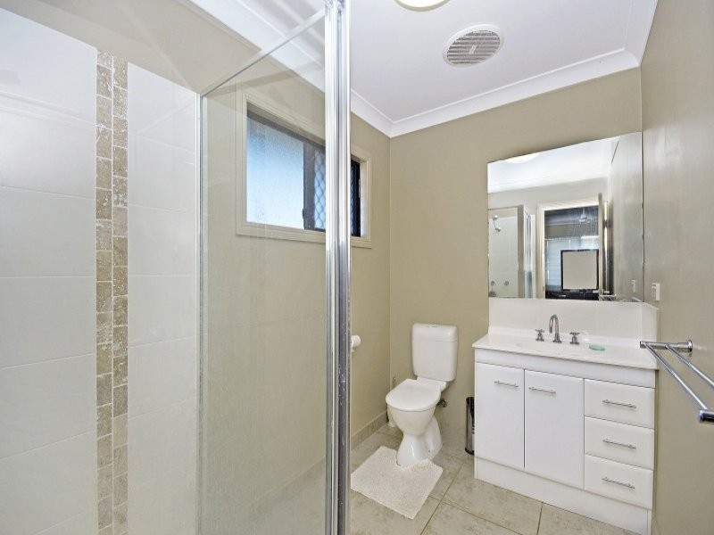 18 Mariala Court, Bushland Beach QLD 4818