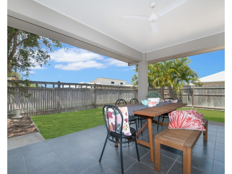 34 Dampier Crescent, Burdell QLD 4818
