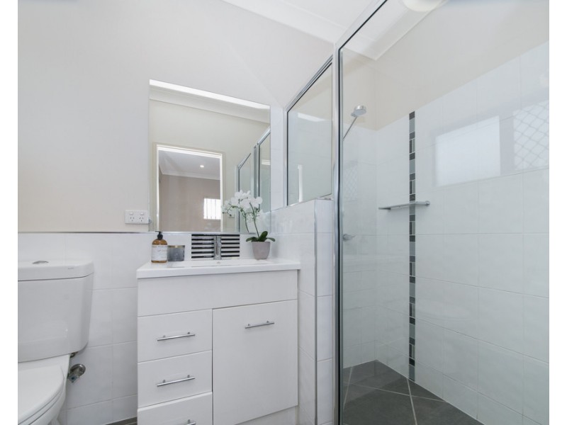 34 Dampier Crescent, Burdell QLD 4818