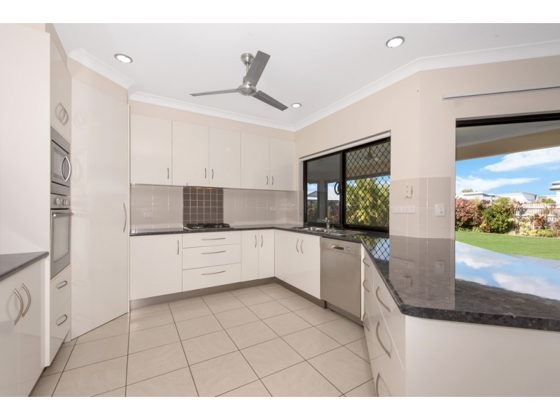 10 Apple Gum Avenue, Mount Low QLD 4818