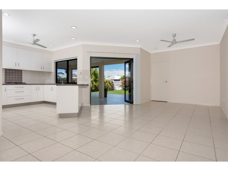 10 Apple Gum Avenue, Mount Low QLD 4818