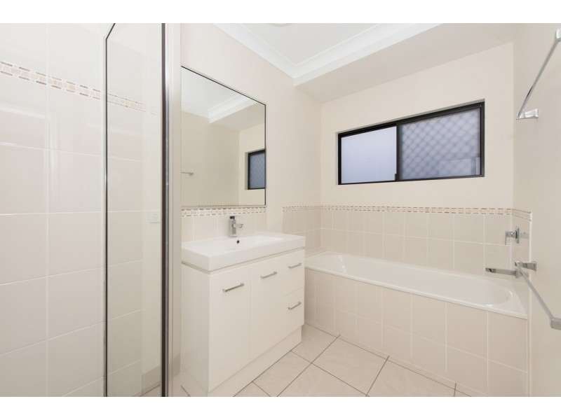 10 Apple Gum Avenue, Mount Low QLD 4818